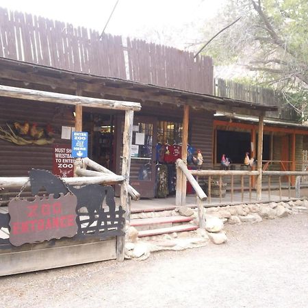 Bonnie Springs Ranch Motel Blue Diamond Exteriér fotografie