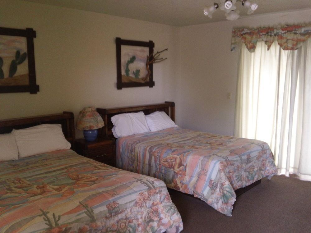 Bonnie Springs Ranch Motel Blue Diamond Exteriér fotografie
