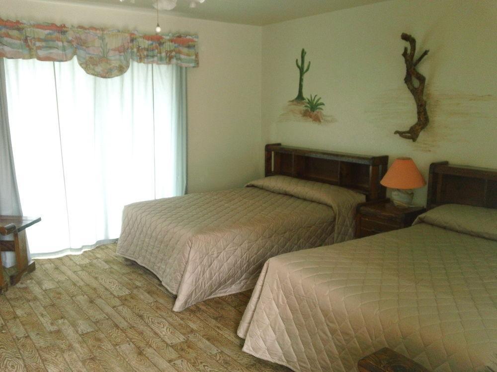 Bonnie Springs Ranch Motel Blue Diamond Exteriér fotografie