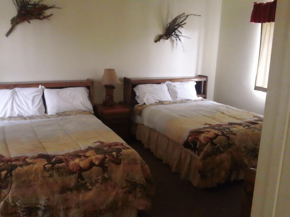 Bonnie Springs Ranch Motel Blue Diamond Exteriér fotografie