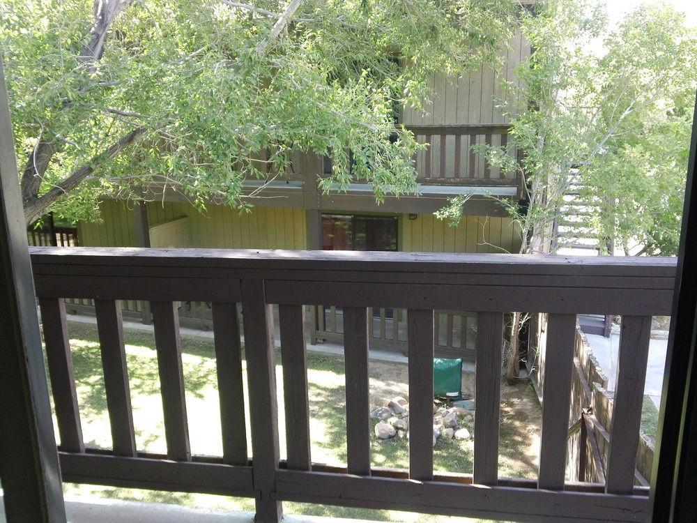 Bonnie Springs Ranch Motel Blue Diamond Exteriér fotografie