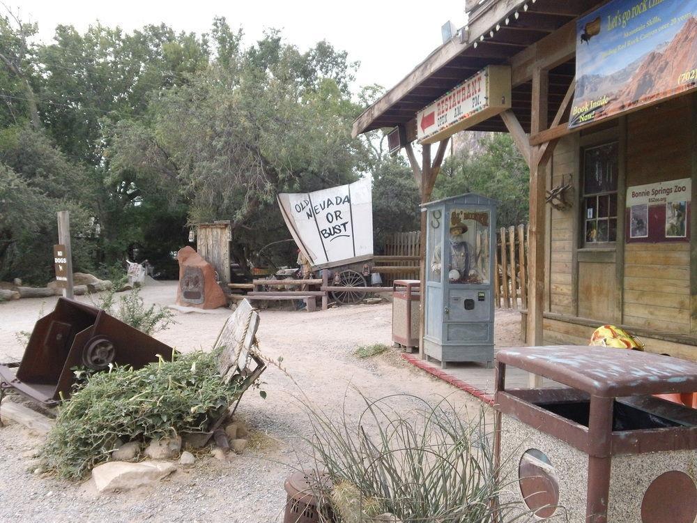 Bonnie Springs Ranch Motel Blue Diamond Exteriér fotografie