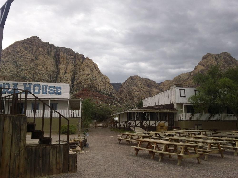 Bonnie Springs Ranch Motel Blue Diamond Exteriér fotografie